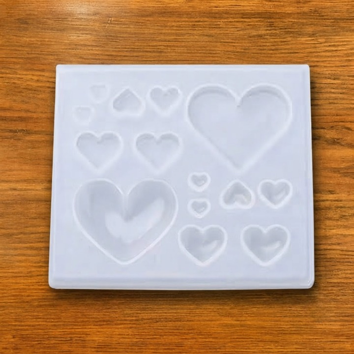 14 Cavity Big Heart Mould