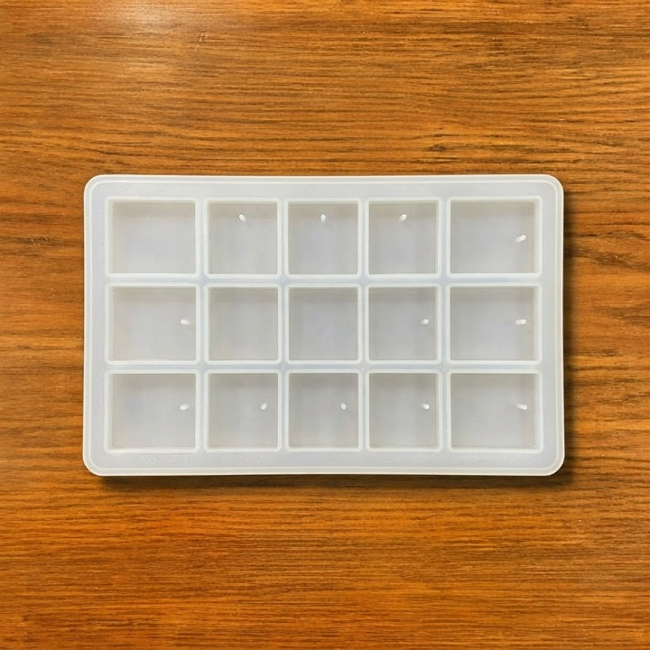 9 Cavity Rectangle Keychain Mould 2.5 x  5cm x 6mm