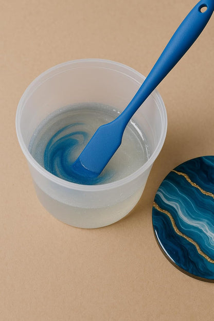 SPATULA FOR MIXING RESIN